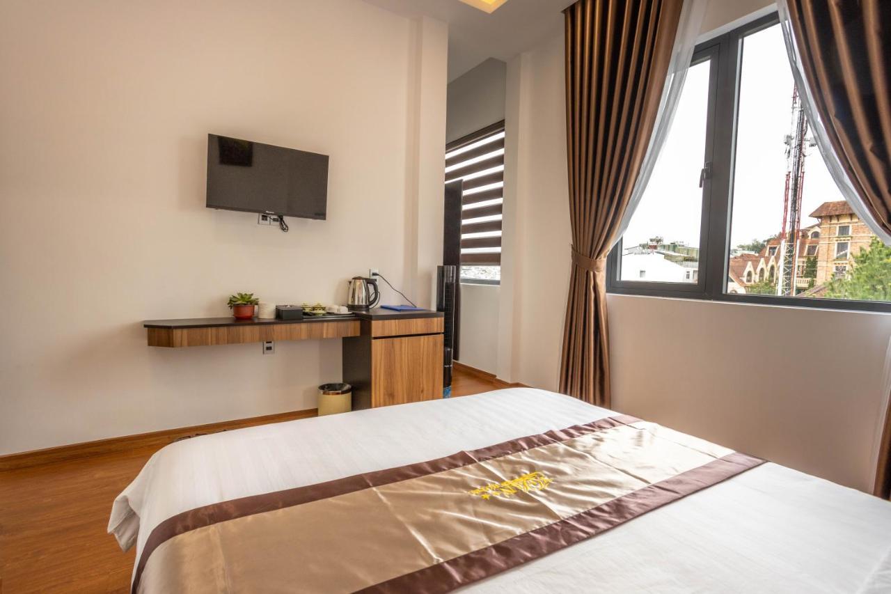 Khach San Y Lan 2 Da Lat Hotel Exterior photo